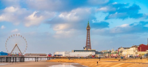 4. Pier Theatres