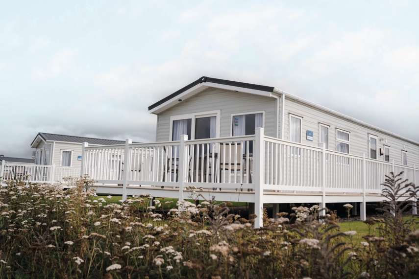 Single-unit static caravans