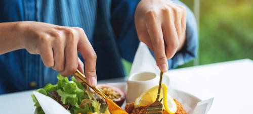 7. Grab a bite at Sea Lane