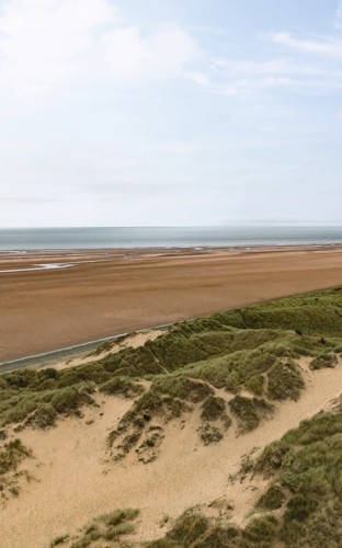 Direct access to the beach flats at Presthaven