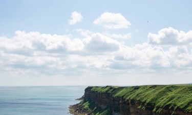 The clifftop walk at Blue Dolphin, Yorkshire