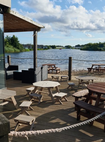 Otters Lodge owner's lounge terrace
