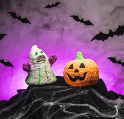 Pic 'n' Bobble pottery