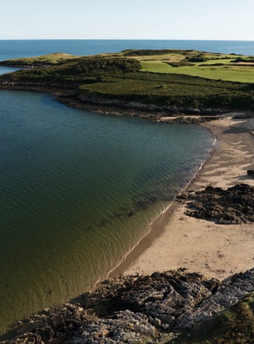 Beach view at Hafan y Mor
