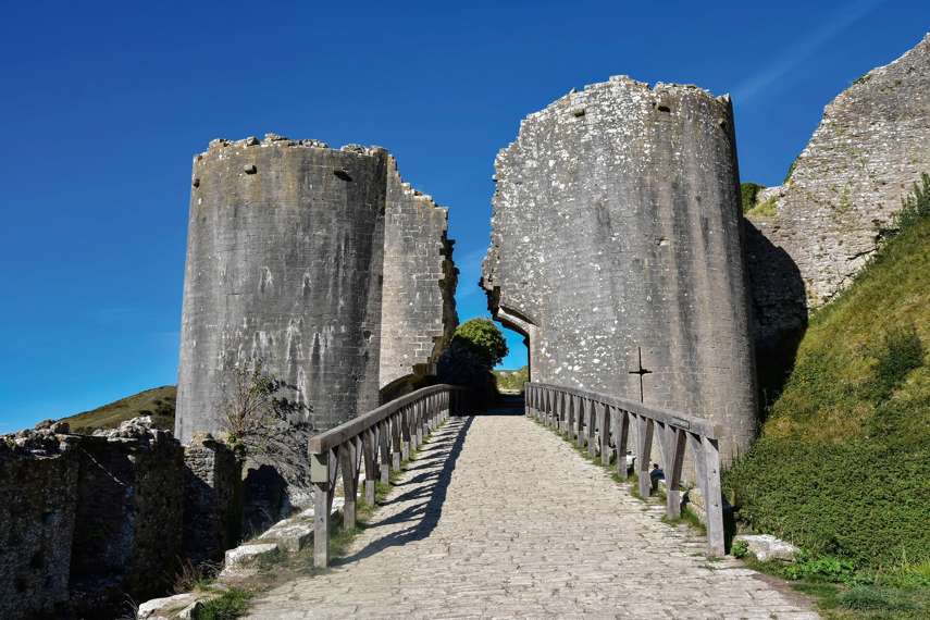 Learn about the Wareham Town Walls on a walk