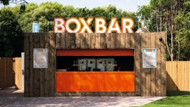 The outdoor Box Bar