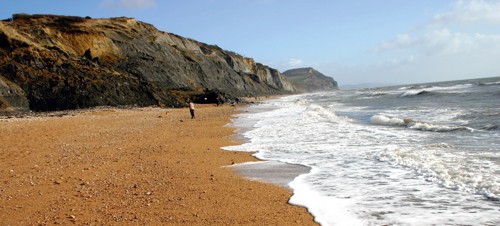 4. Tour neighbouring beaches