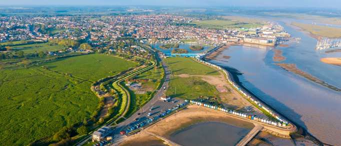 1. A beautiful park on Brightlingsea Bay 
