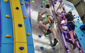 Climbing wall