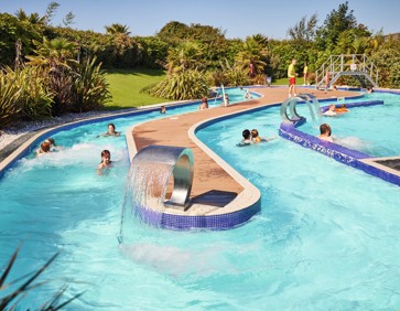 The lazy river and water jets at Reighton Sands