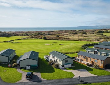 Own a holiday home at a golf park