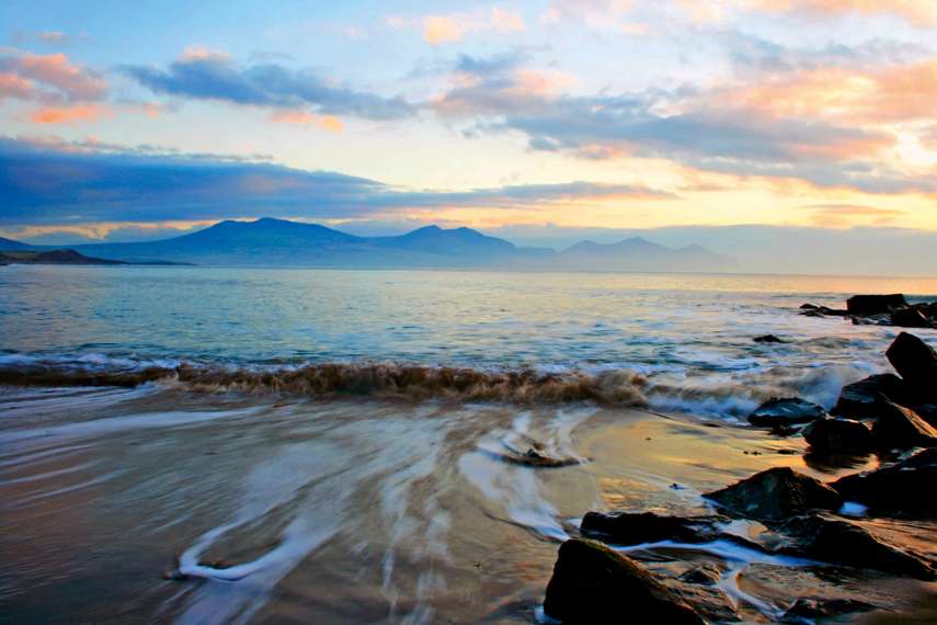 5. Dinas Dinlle Beach, Dinas Dinlle, Gwynedd