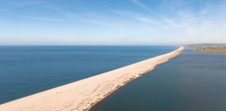 Coastal path walk to Chesil bank