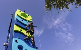 Climbing wall