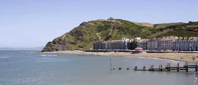 Walk along the prom 