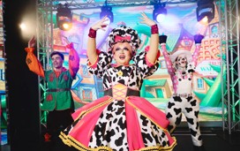 You'll love our family friendly pantomime (oh yes you will!)