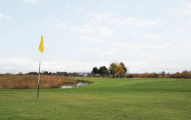 9-hole golf course with sea views at Seton Sands