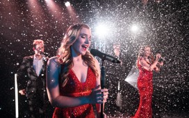 Haven's Production Cast are bringing the glitz and glamour to your festive break at Haven's Seahore in Norfolk.