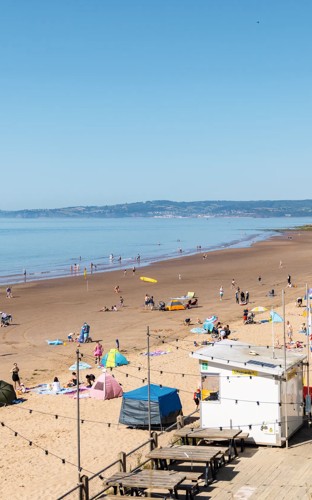 Direct beach access to Devon Cliffs