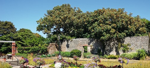 2. Connaught Gardens 