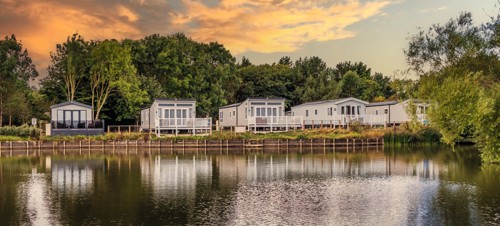 Lakeside caravans at Far Grange