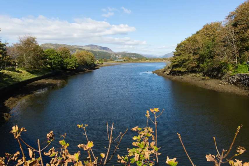 Porthmadog High Street 