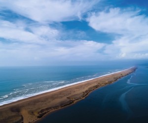 Coastal path walk to Chesil bank