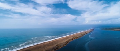 Coastal path walk to Chesil bank