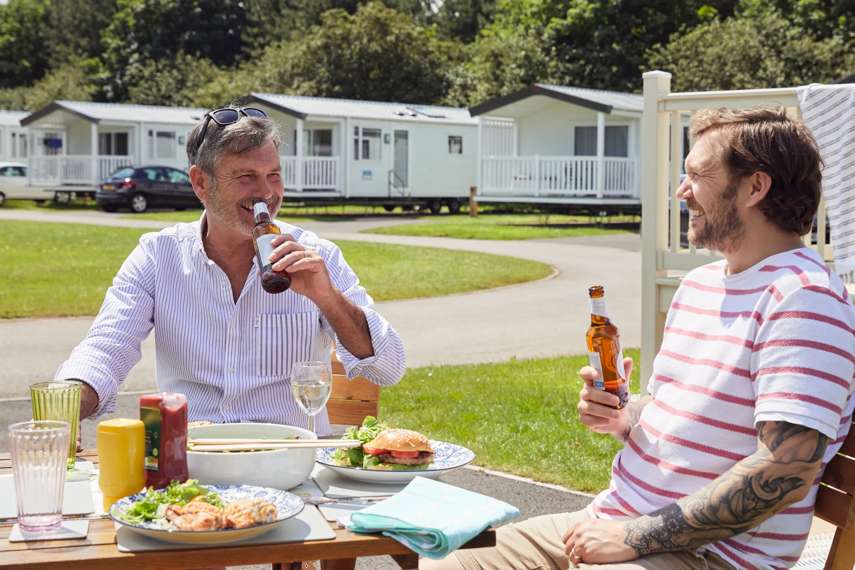 Why it's great to stick to the holiday season