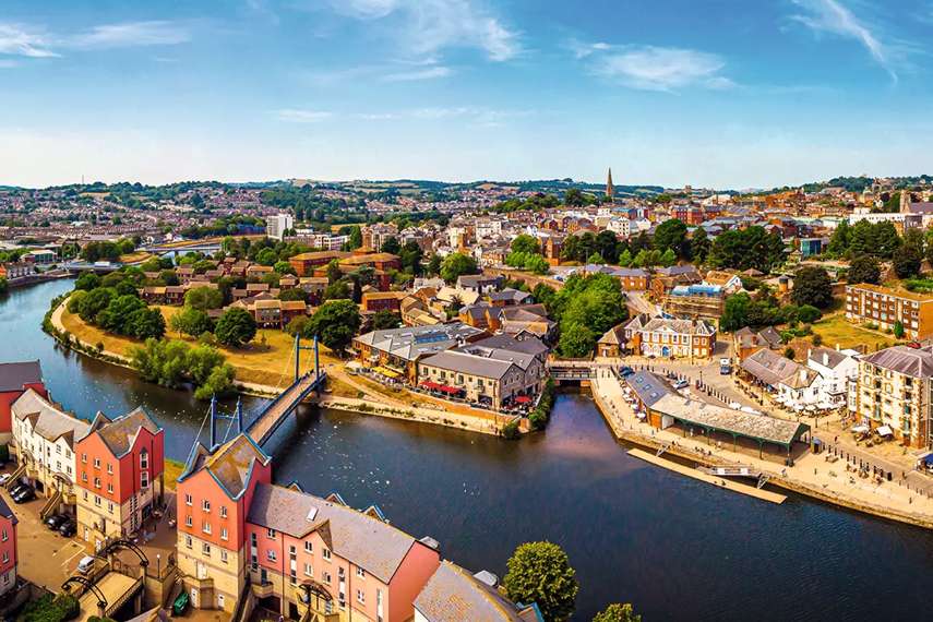 1. Riverside Valley Park