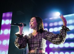 In-house solo singer