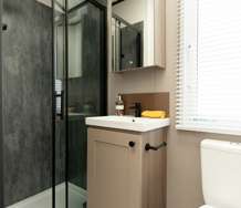 Sunseeker Opulence En suite