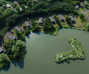 The nature trail takes in the lovely lake, the dipping pond and the North American Arboretum 