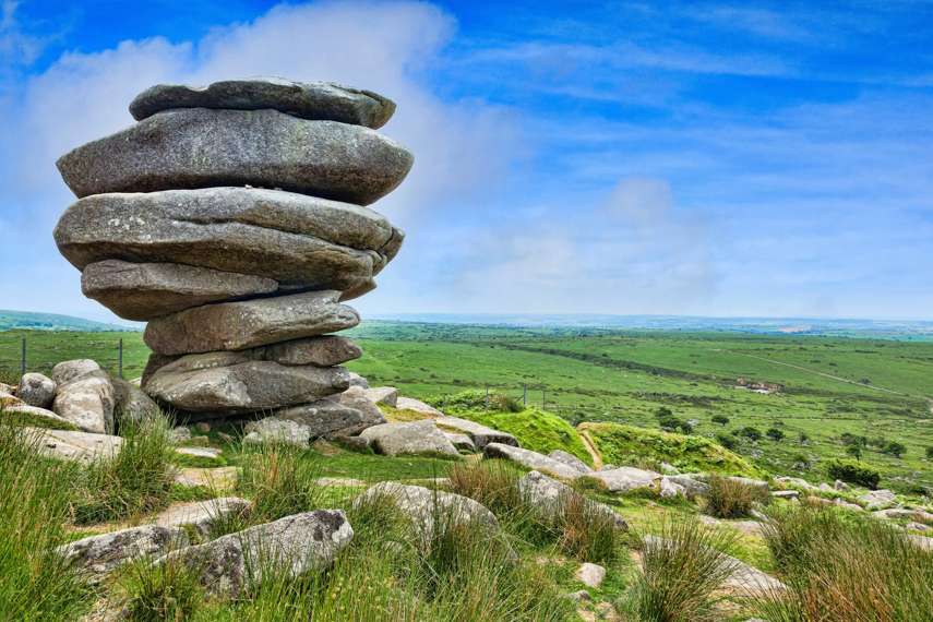 6. Minions circular walk 